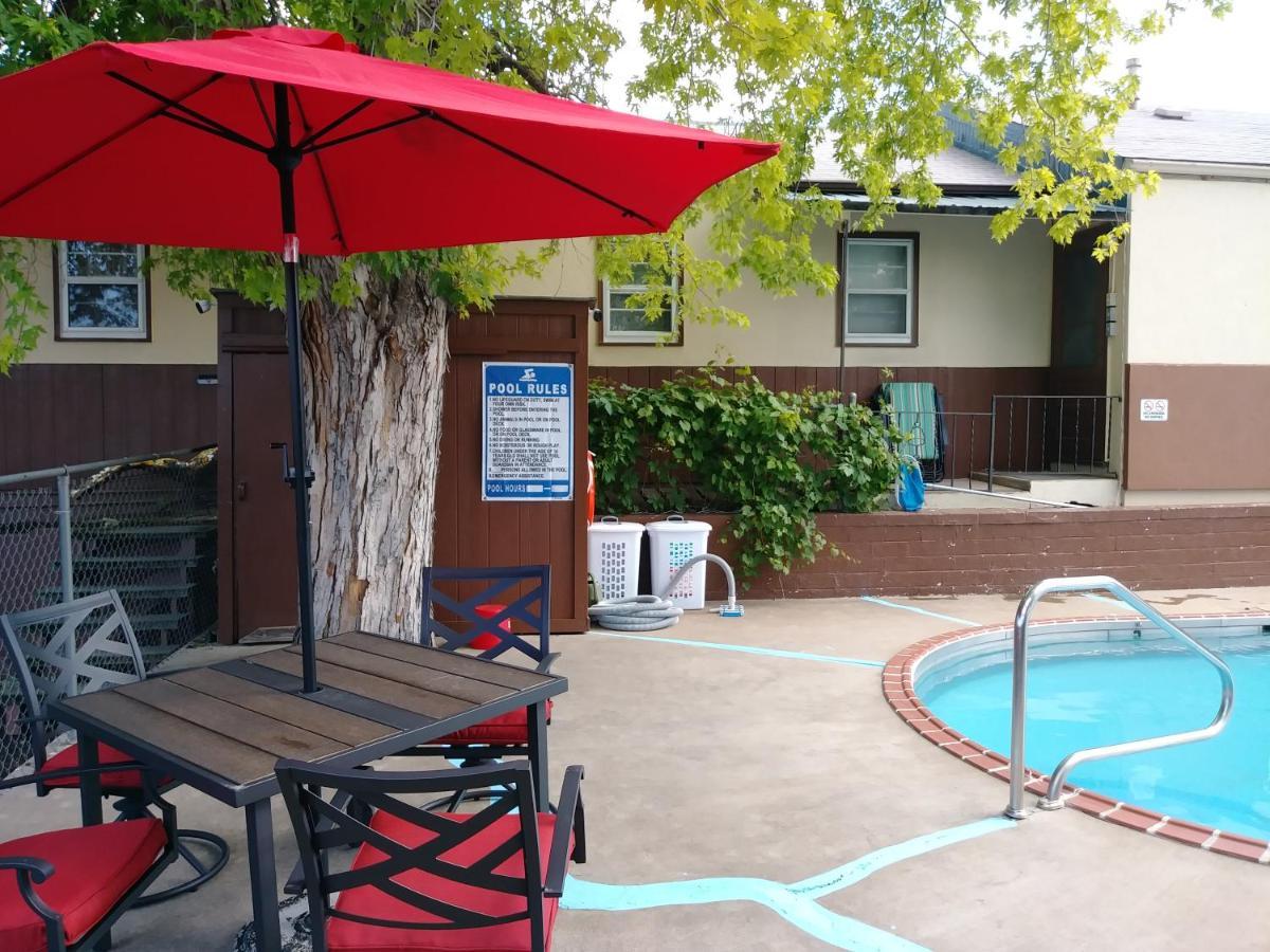 Bell'S Motor Lodge Motel - Spearfish Exterior photo