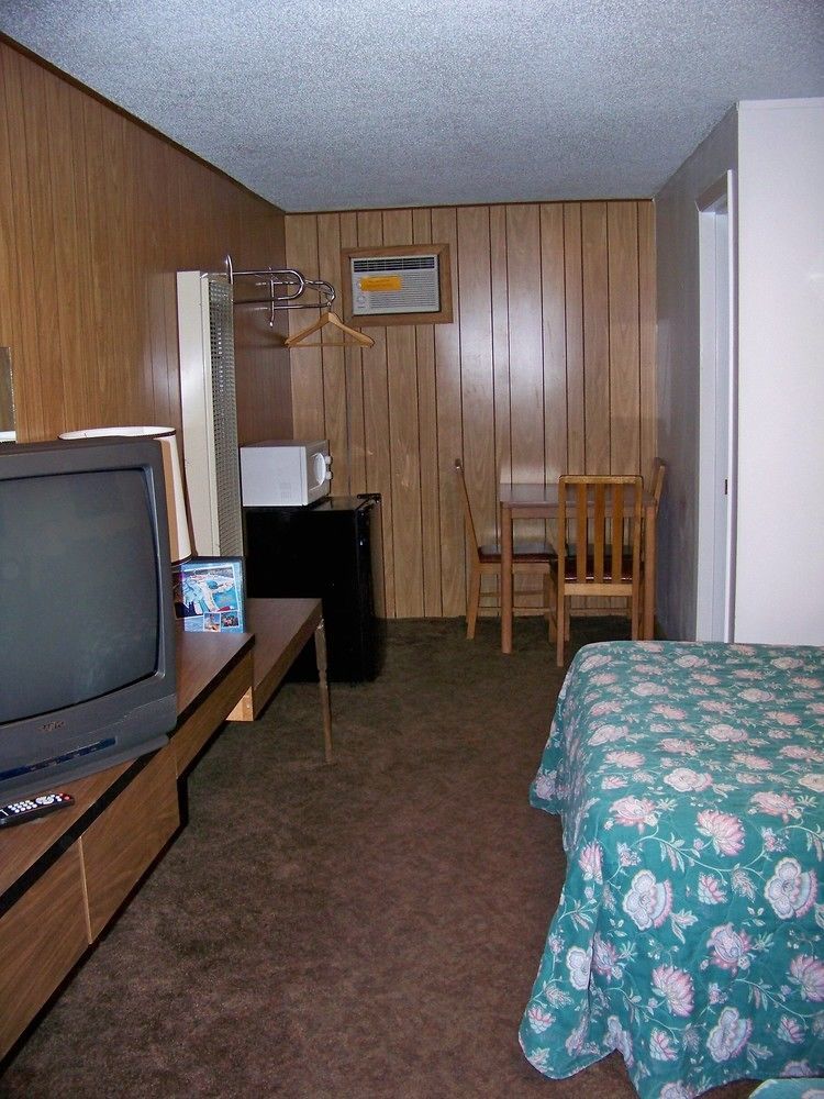 Bell'S Motor Lodge Motel - Spearfish Exterior photo