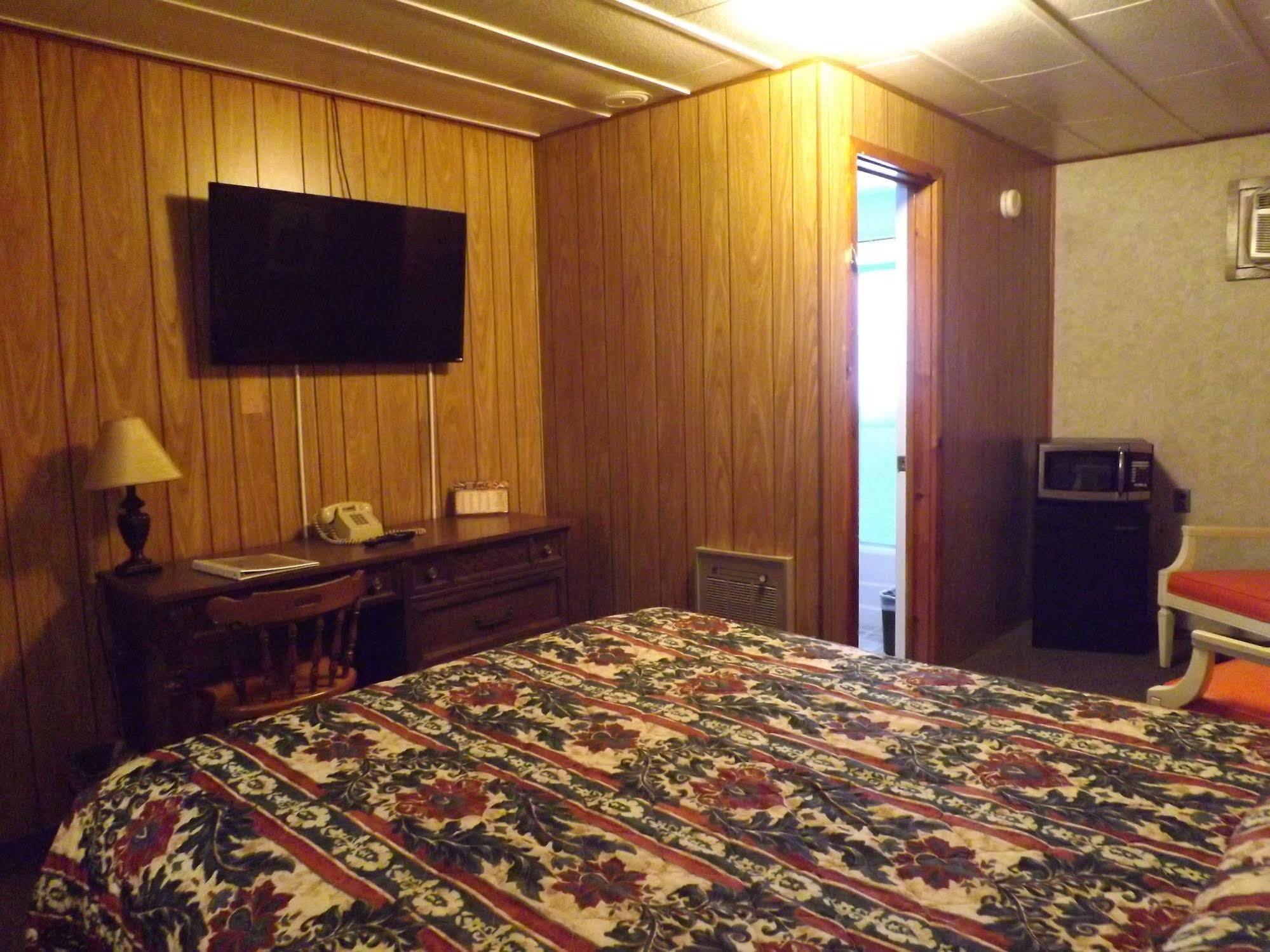 Bell'S Motor Lodge Motel - Spearfish Exterior photo