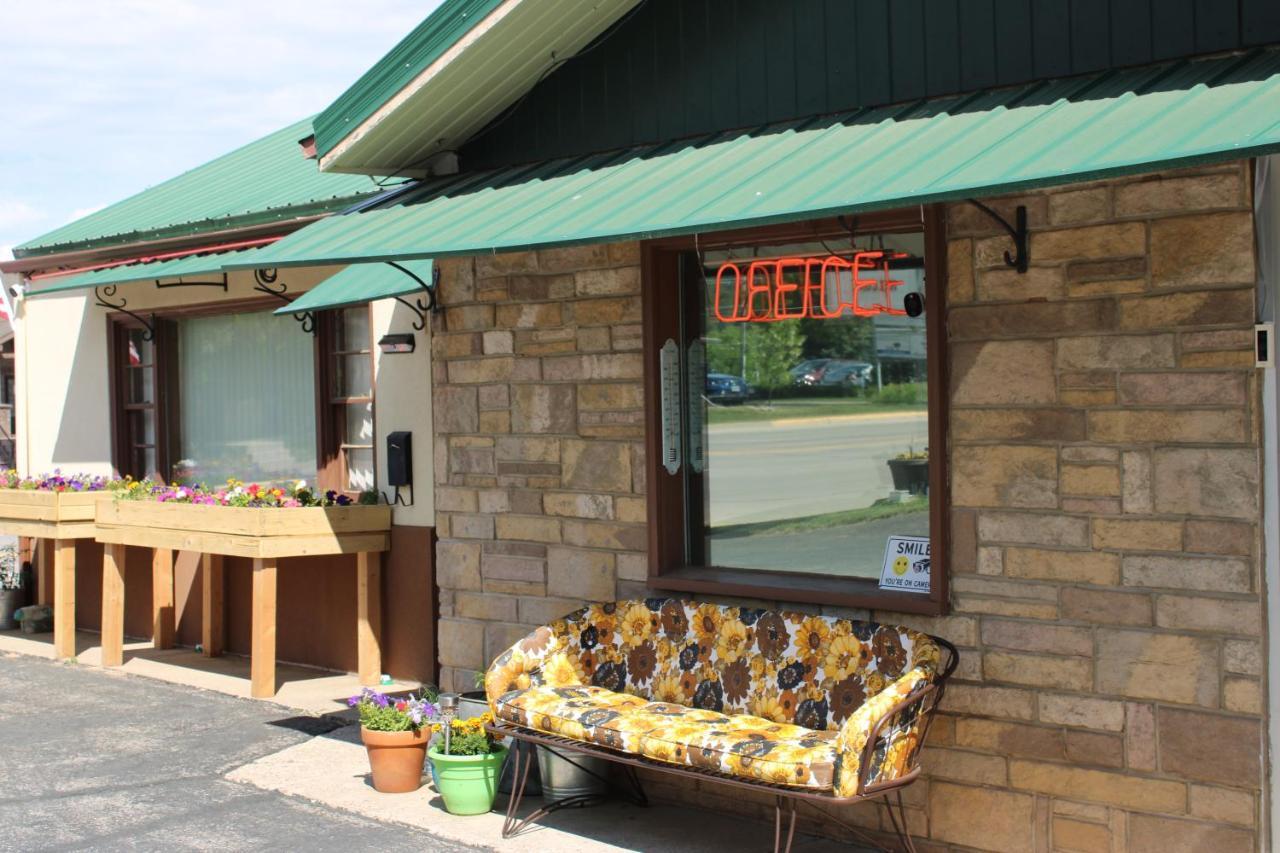 Bell'S Motor Lodge Motel - Spearfish Exterior photo